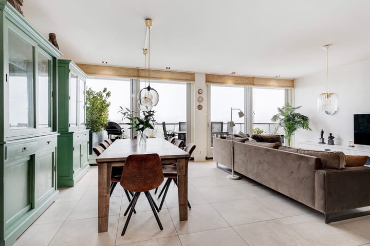 Foto 14 van Van der Duijn van Maasdamweg 586