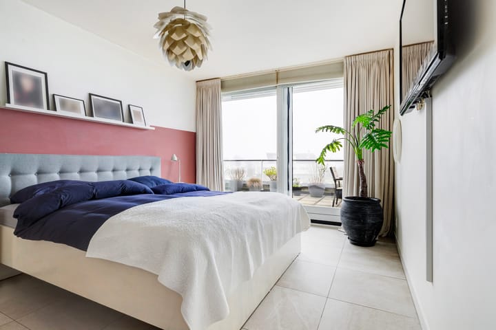 Foto 18 van Van der Duijn van Maasdamweg 586