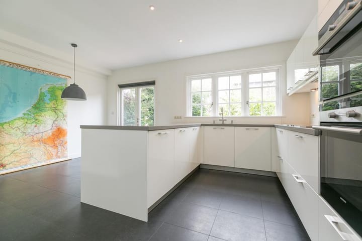 Photo 81 of Mezenplein 22