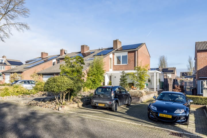 Foto 34 van Burg. Starmansstraat 4