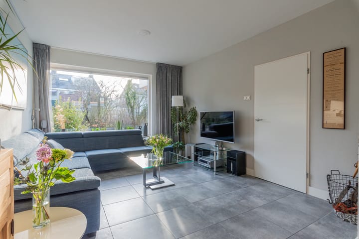 Foto 2 van Van Oldenbarneveltstraat 31