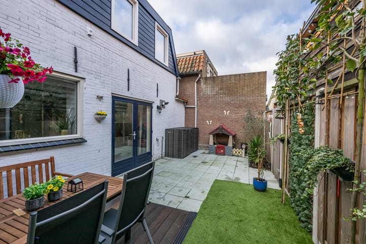 Foto 30 van van Gorcumdwarsstraat 9