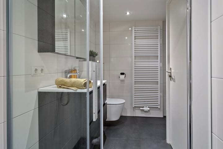 Foto 17 van Janninksplein 4