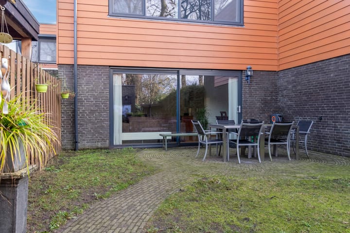 Foto 30 van Satijnzwam 7