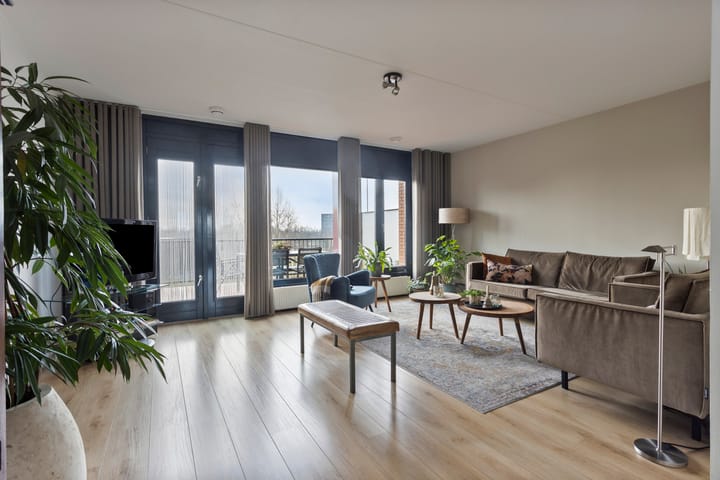 Photo 10 of Bijsterveldenlaan 389