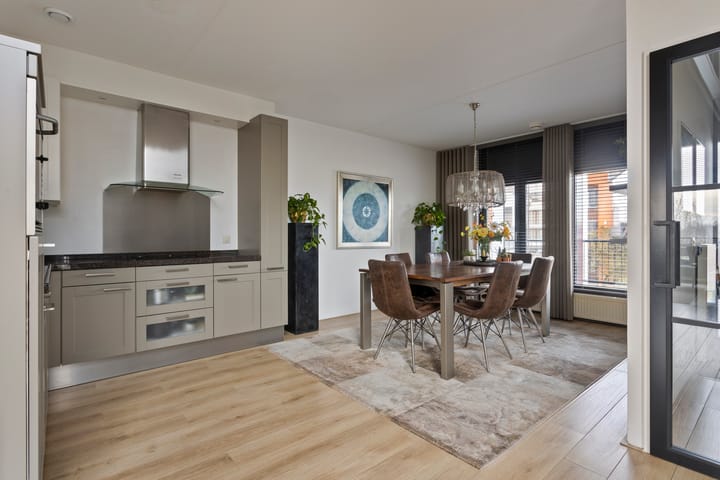 Photo 16 of Bijsterveldenlaan 389