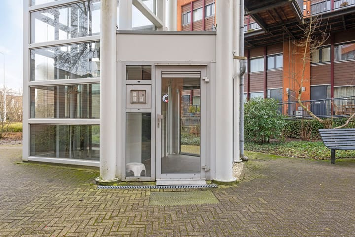 Photo 34 of Bijsterveldenlaan 389