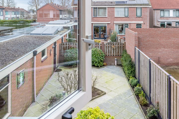 Foto 38 van Roelof de Roverlaan 19