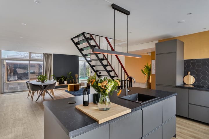 Foto 11 van Händelstraat 9