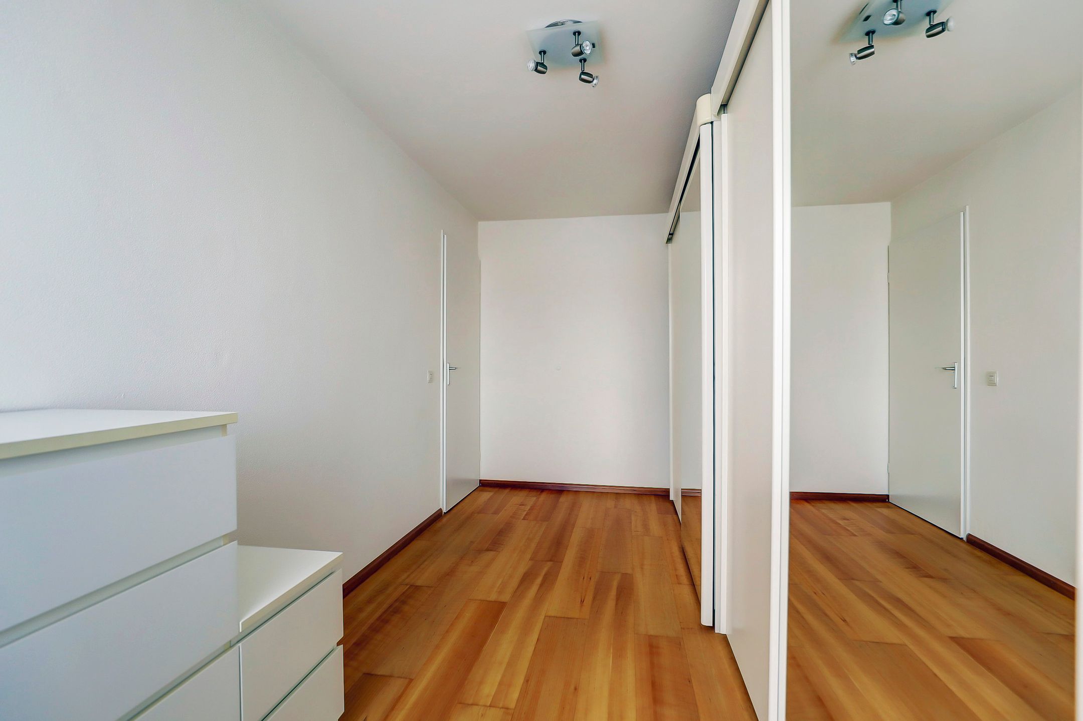 Foto 30 van Schepenbank 11