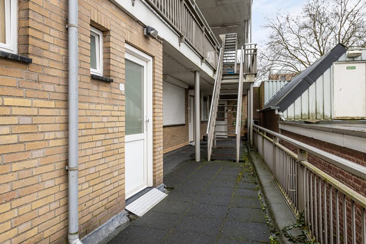 Foto 15 van Burgwal 54