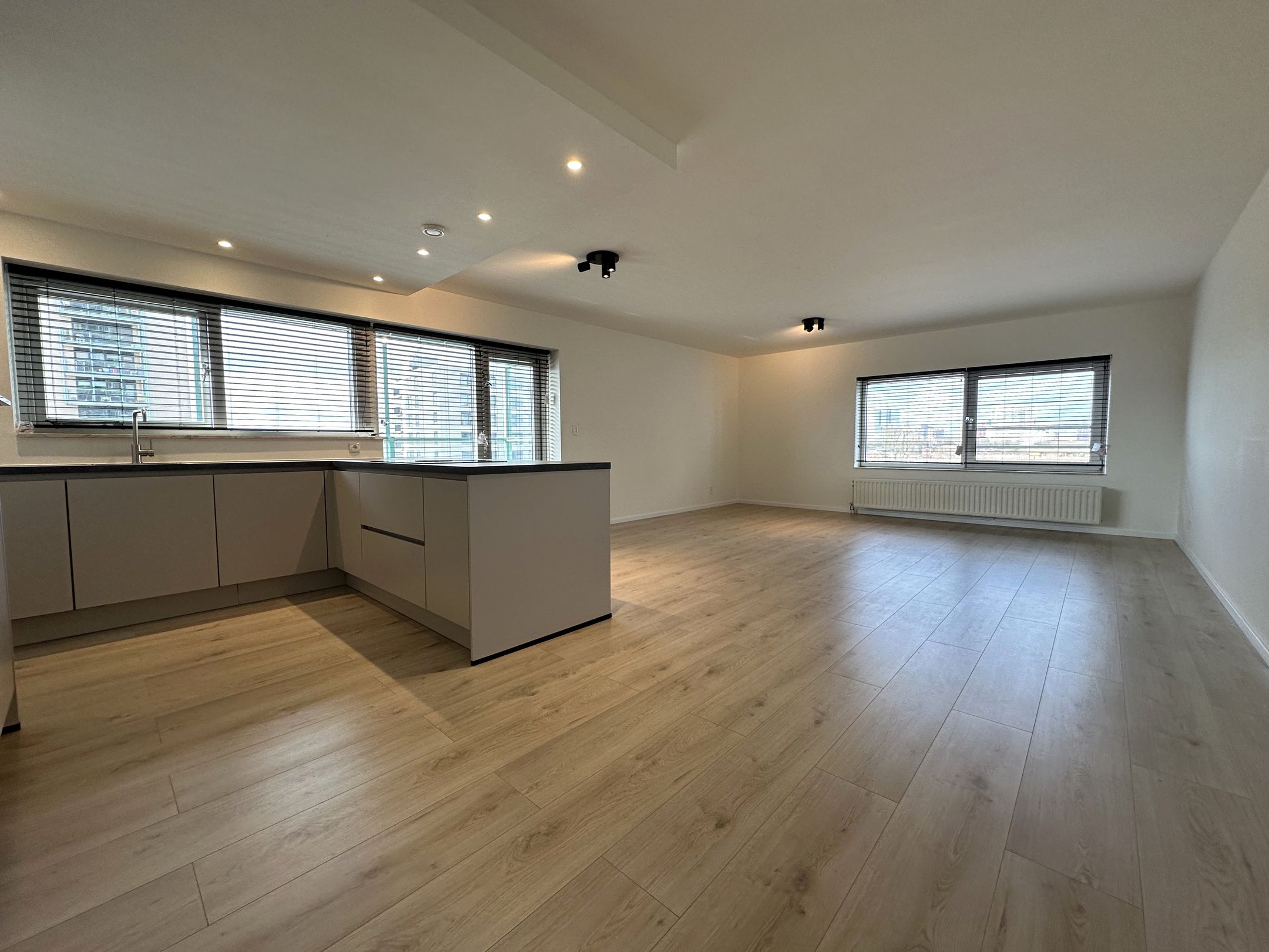 Foto 12 van Strevelsweg 848