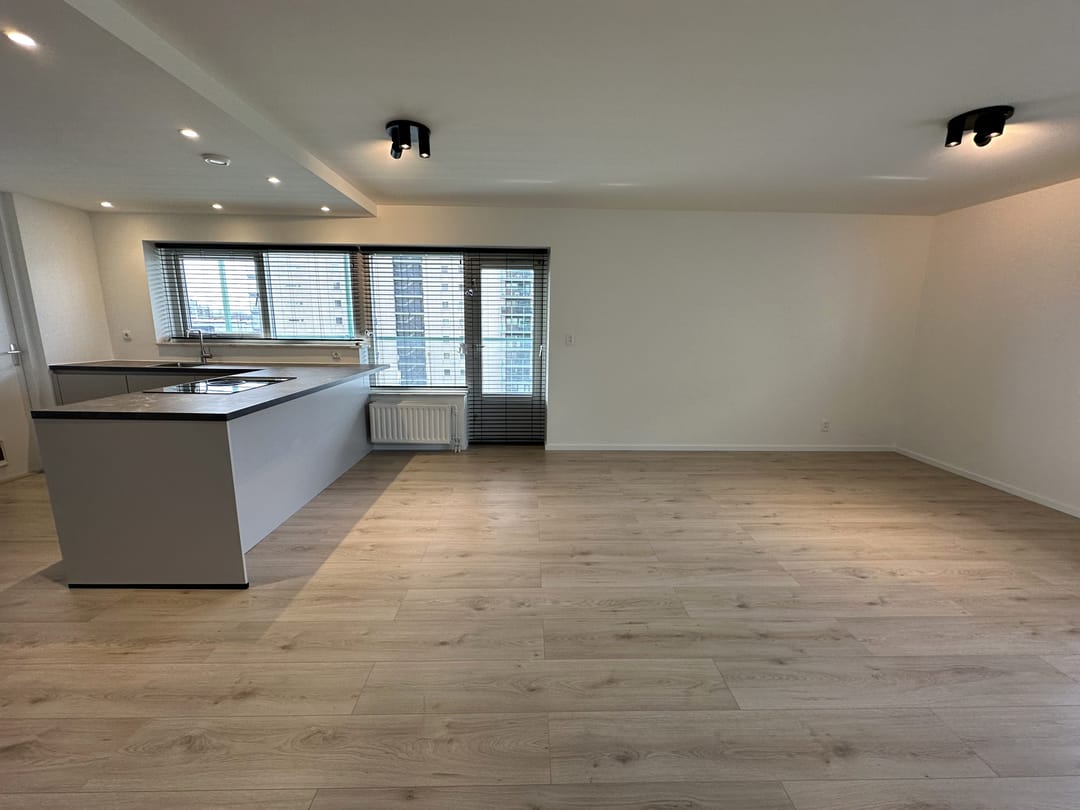 Foto 16 van Strevelsweg 848