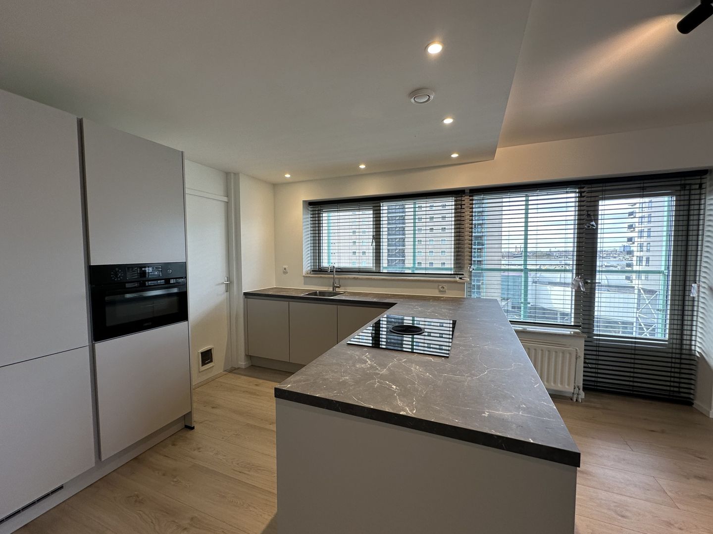 Foto 20 van Strevelsweg 848