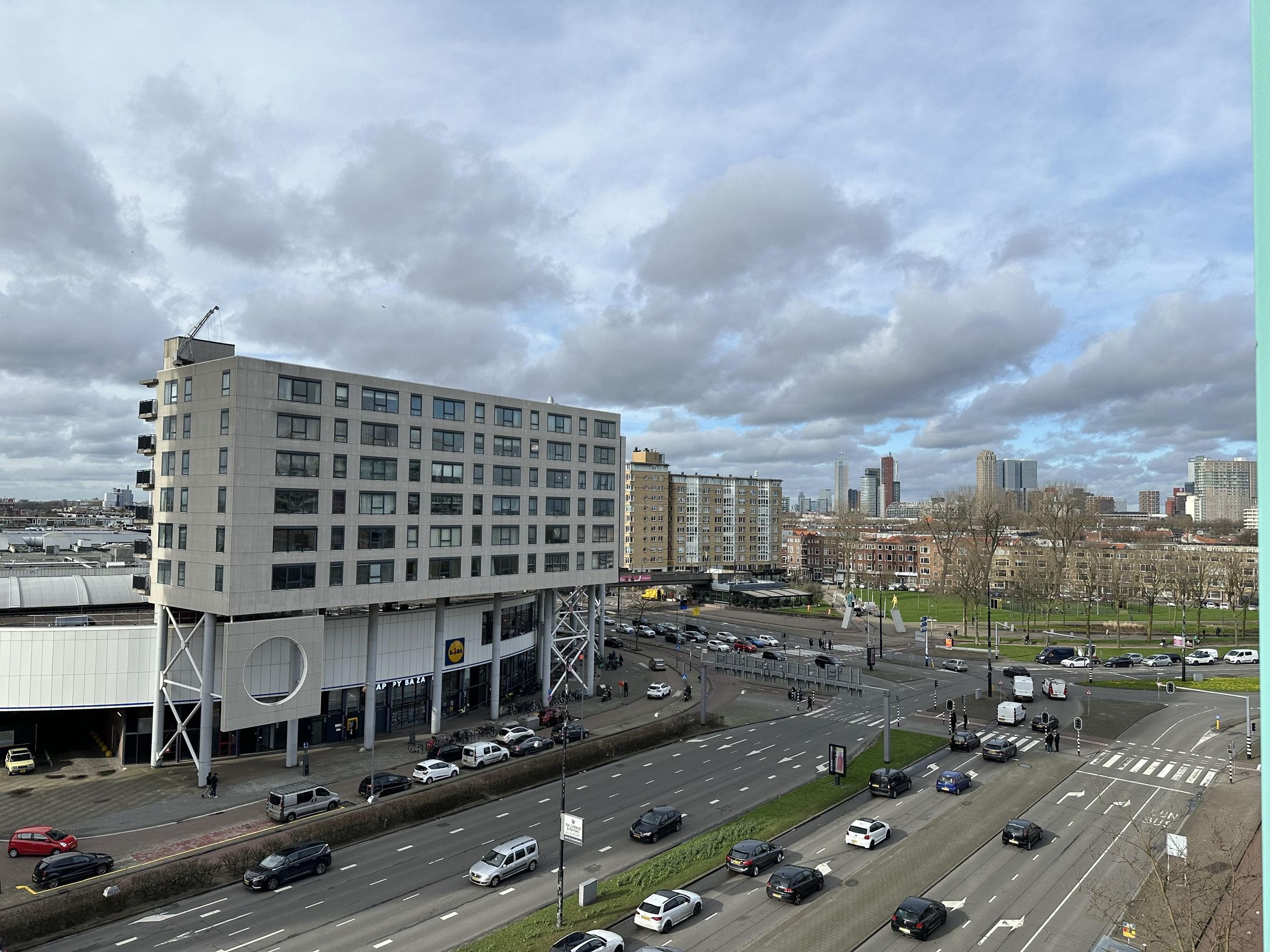 Foto 24 van Strevelsweg 848