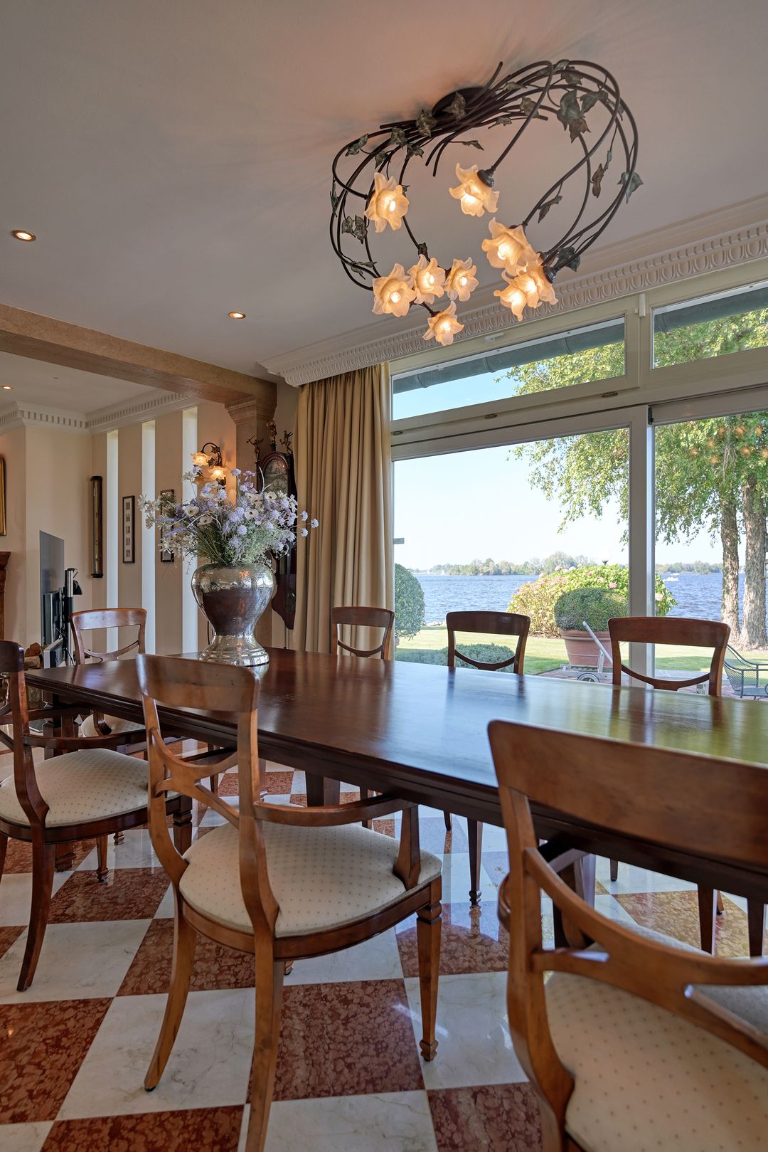 Foto 11 van Nieuw-Loosdrechtsedijk 306