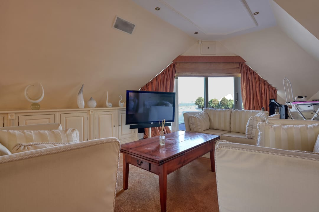 Foto 17 van Nieuw-Loosdrechtsedijk 306