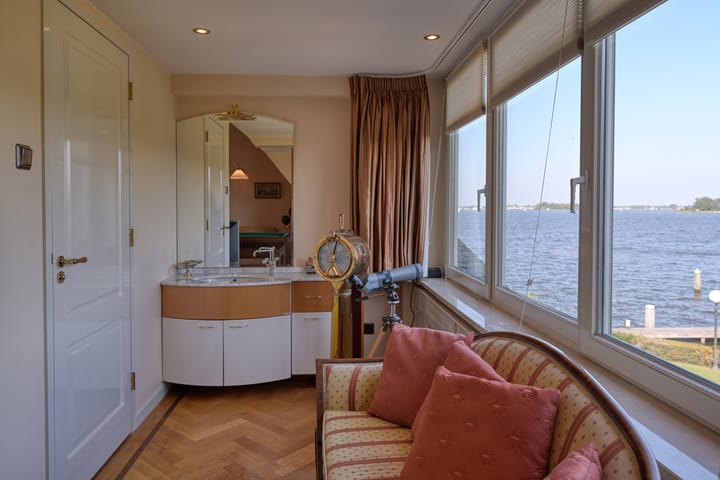 Foto 22 van Nieuw-Loosdrechtsedijk 306