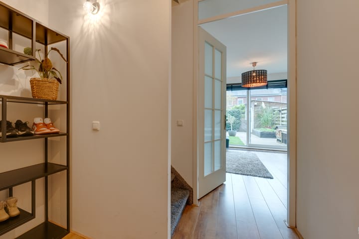 Foto 9 van A. Moenstraat 11