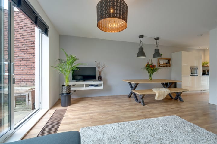 Foto 14 van A. Moenstraat 11