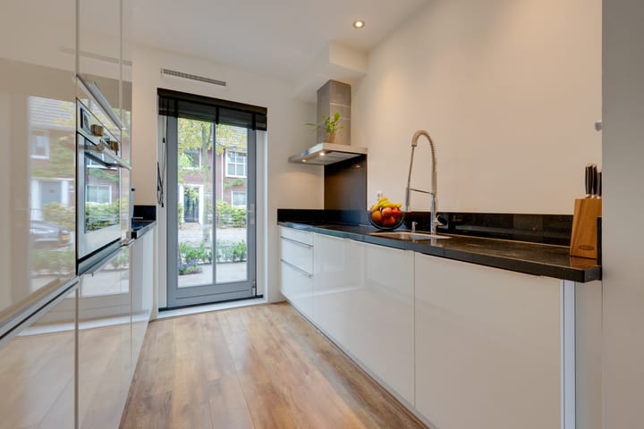 Foto 16 van A. Moenstraat 11