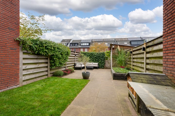 Foto 19 van A. Moenstraat 11