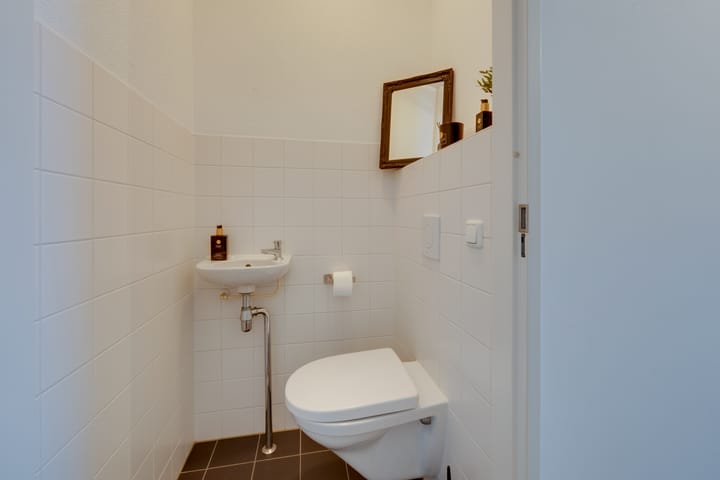 Foto 23 van A. Moenstraat 11