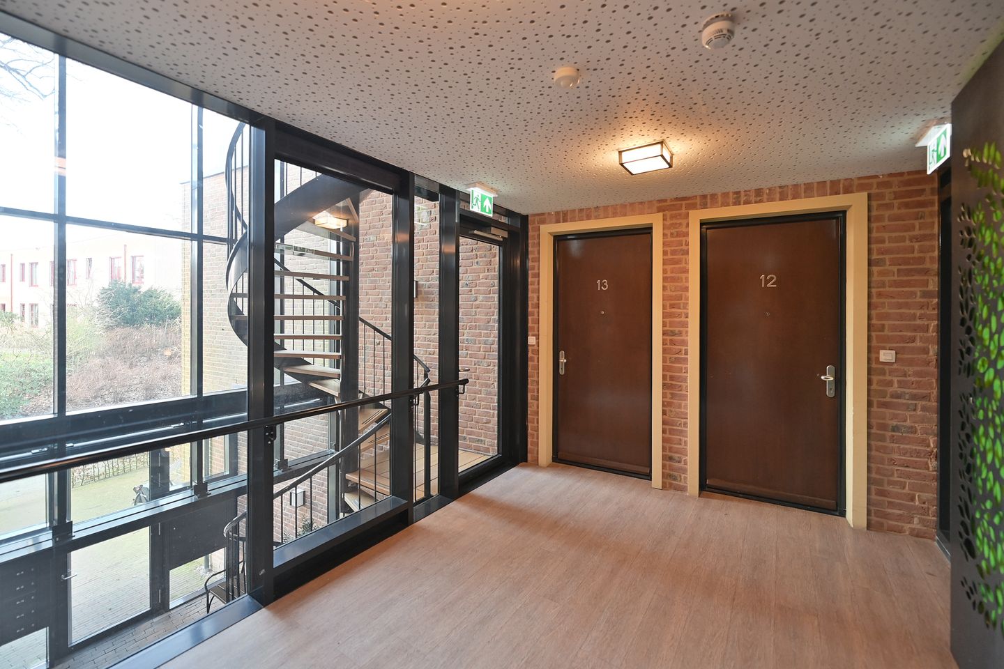 Foto 4 van Naarderstraat 81-13