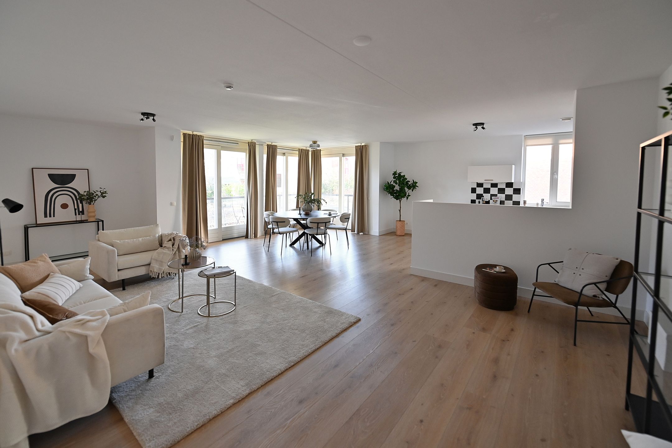 Foto 6 van Naarderstraat 81-13