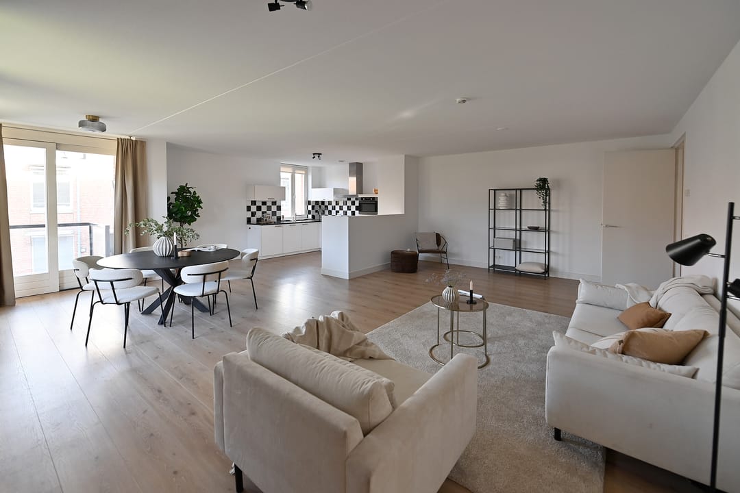 Foto 7 van Naarderstraat 81-13