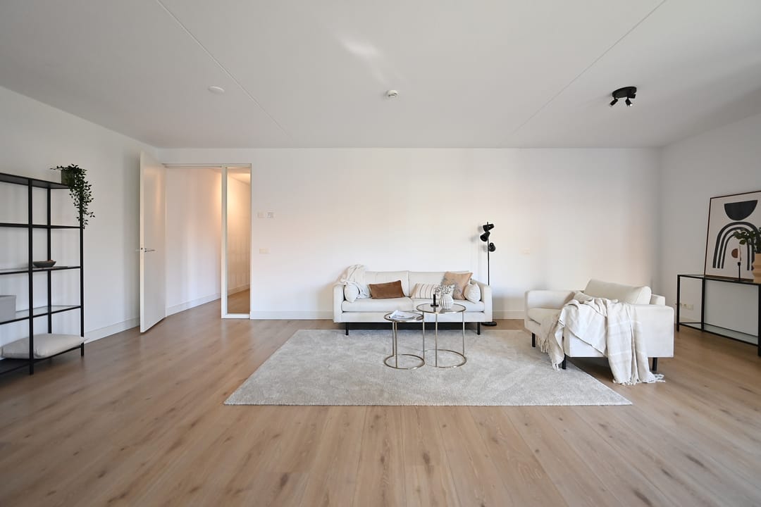 Foto 8 van Naarderstraat 81-13