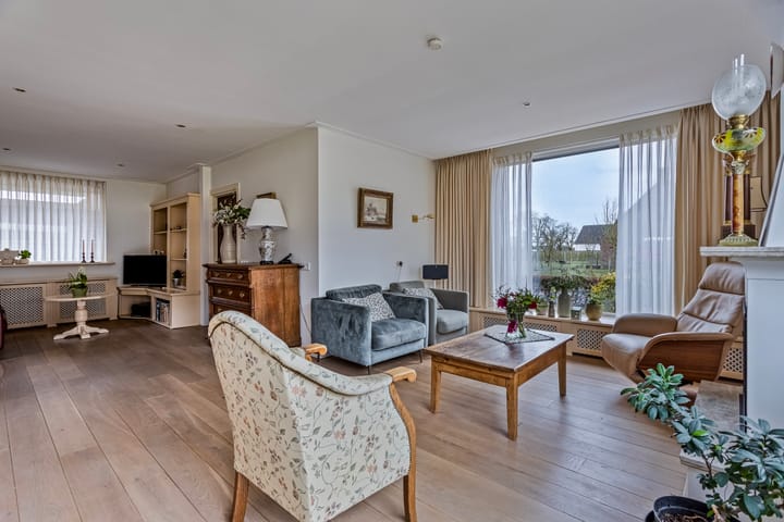 Photo 10 of Kerkstraat 7