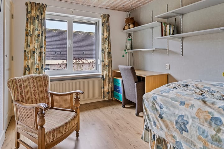 Photo 28 of Kerkstraat 7