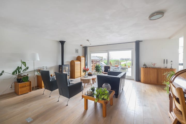 Foto 11 van Ridder Arnoud van Amstelstraat 18