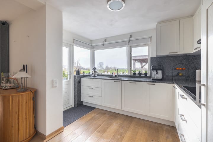 Foto 17 van Ridder Arnoud van Amstelstraat 18