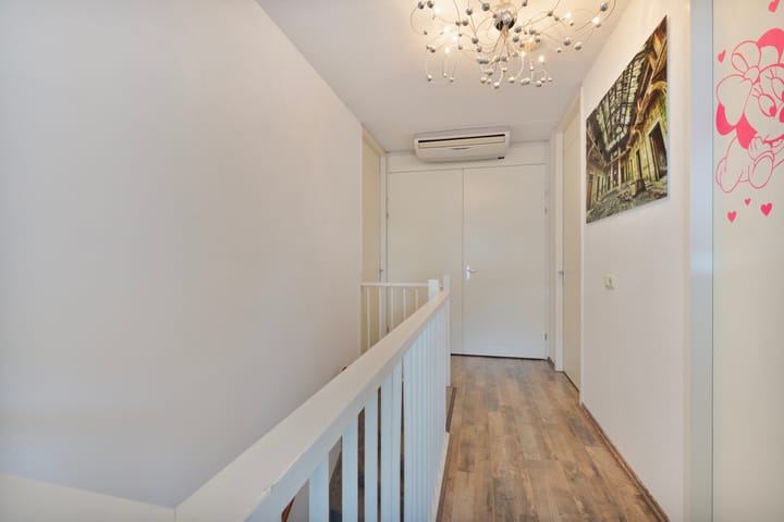 Photo 16 of Largostraat 17