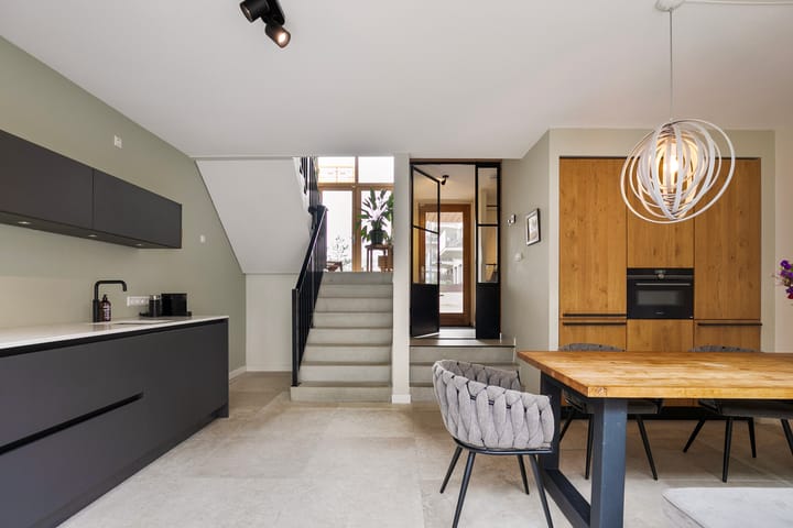 Foto 2 van John Blankensteinstraat 97