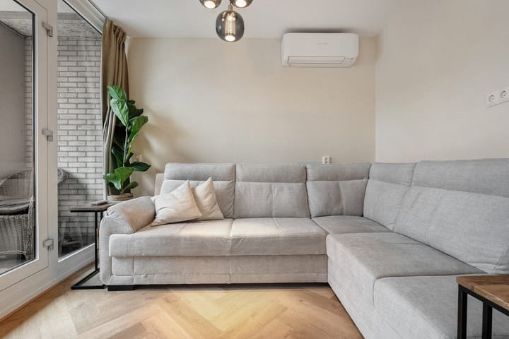 Foto 9 van Meeuwenweg 1-10