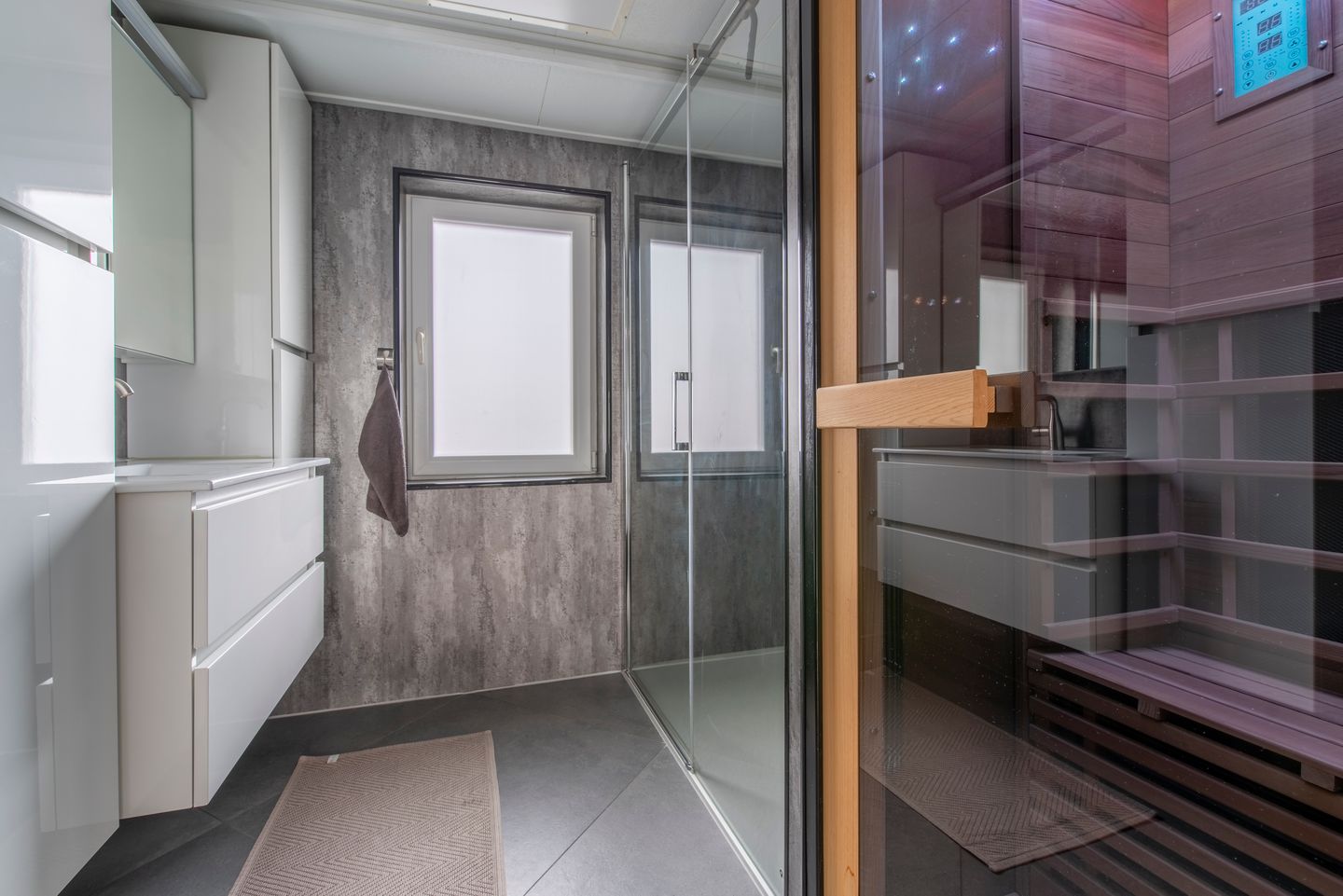 Foto 19 van Emmalaan 15