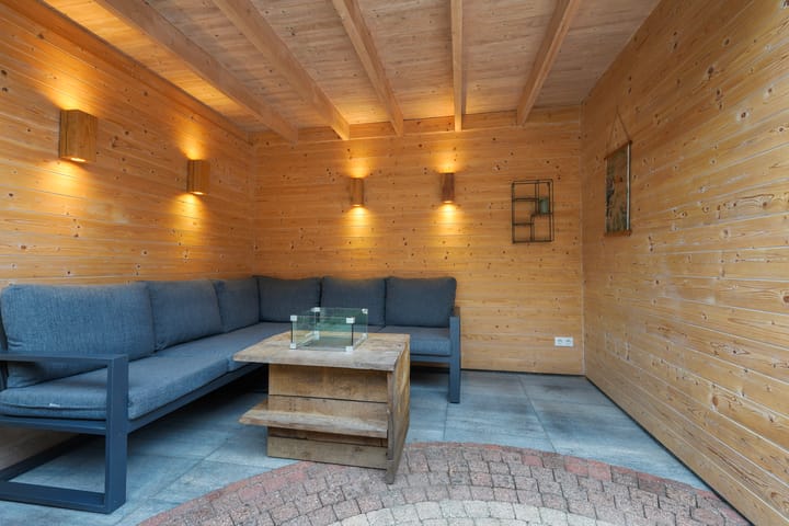 Foto 39 van van Overbeekstraat 36