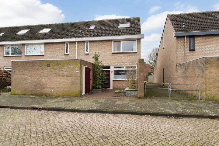 Foto 44 van van Overbeekstraat 36