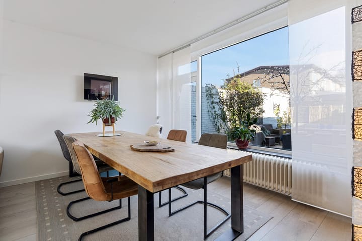 Foto 8 van Landsteinerstraat 52