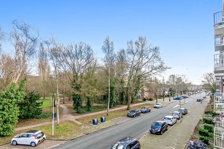 Photo 11 of Brahmslaan 59