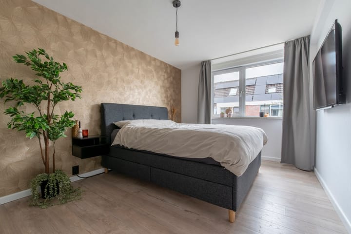 Foto 12 van Trekvalk 16