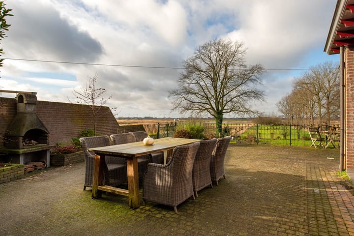 Foto 40 van Calfvenseweg 1