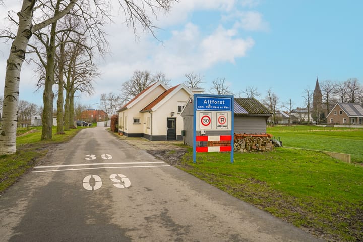 Foto 32 van Molenstraat 1