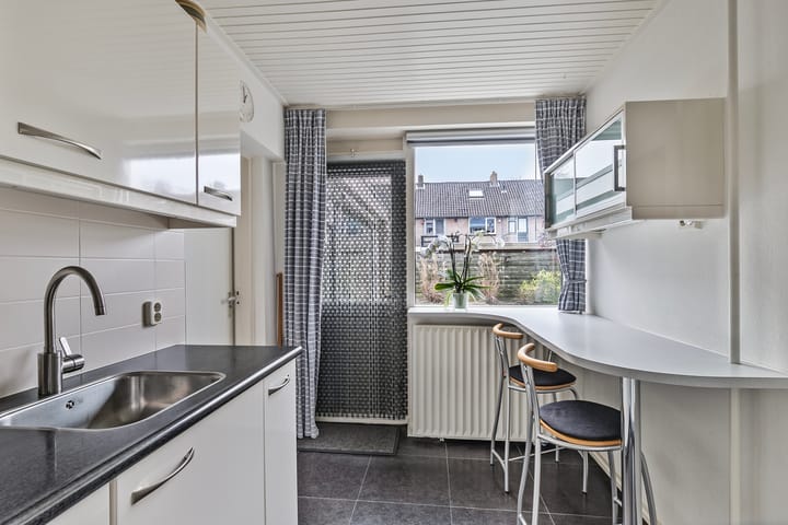 Foto 17 van Verdeniusstraat 13