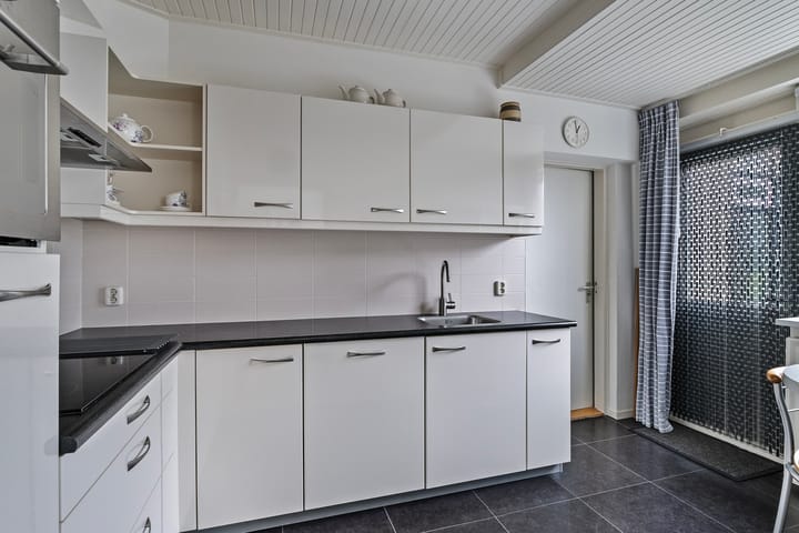 Foto 16 van Verdeniusstraat 13