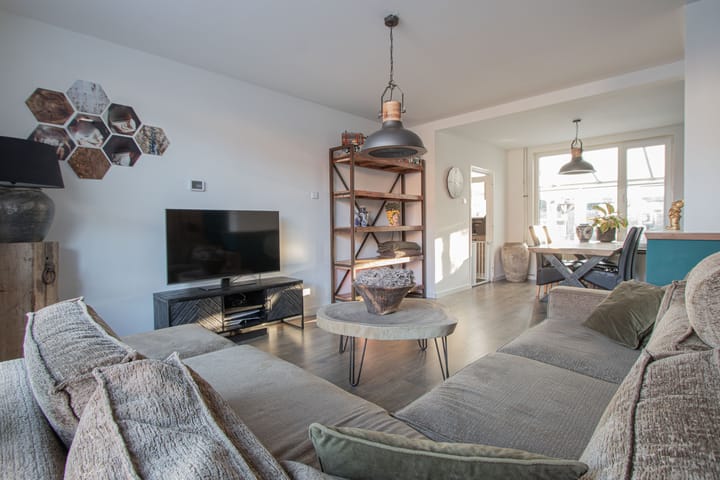 Photo 8 of Esdoornlaan 5