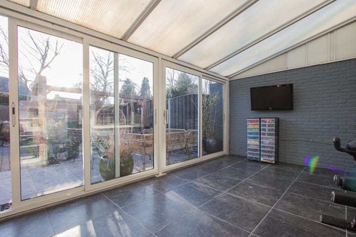 Photo 12 of Esdoornlaan 5